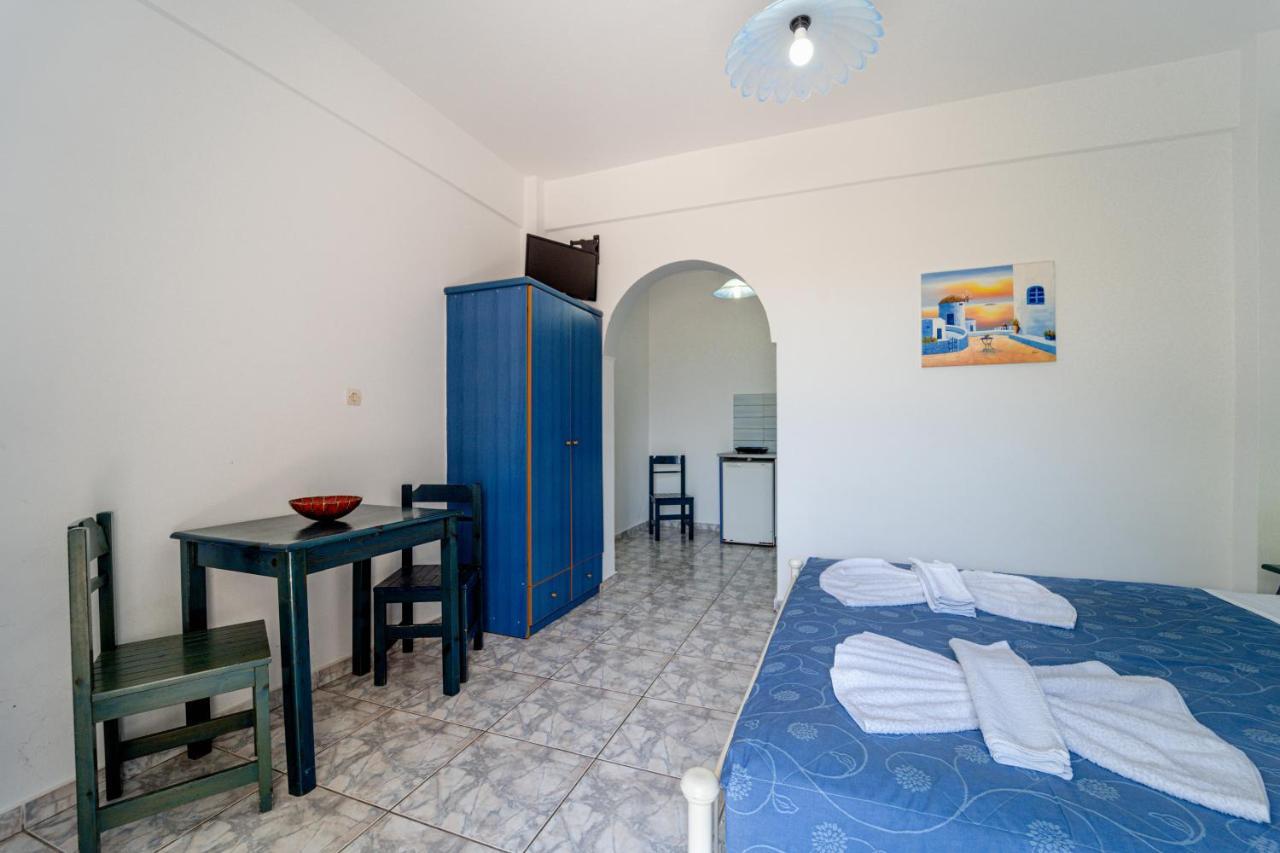 Marousi Suites ペリッサ エクステリア 写真