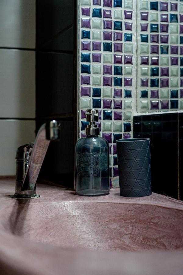 Marousi Suites ペリッサ エクステリア 写真