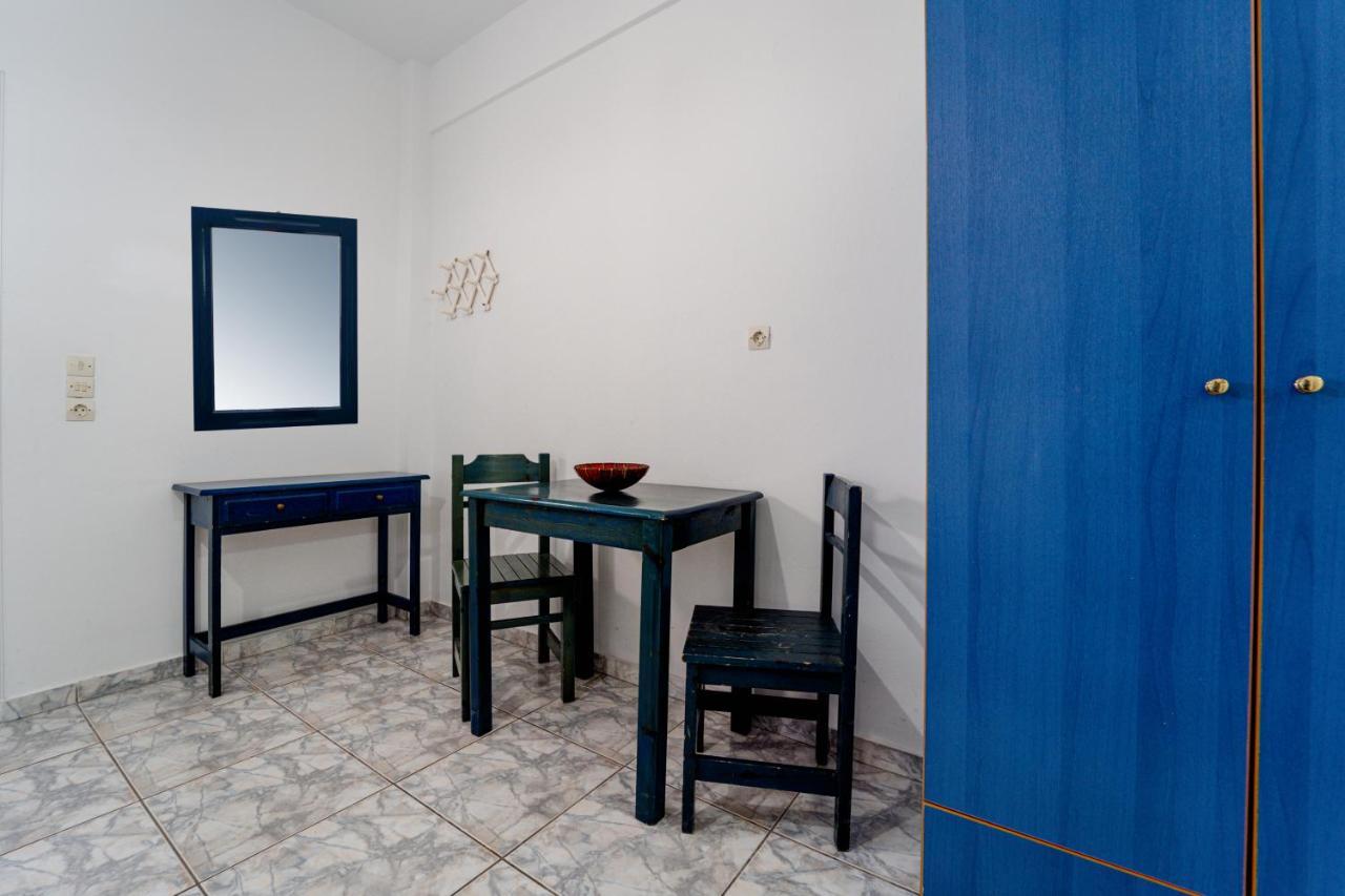 Marousi Suites ペリッサ エクステリア 写真
